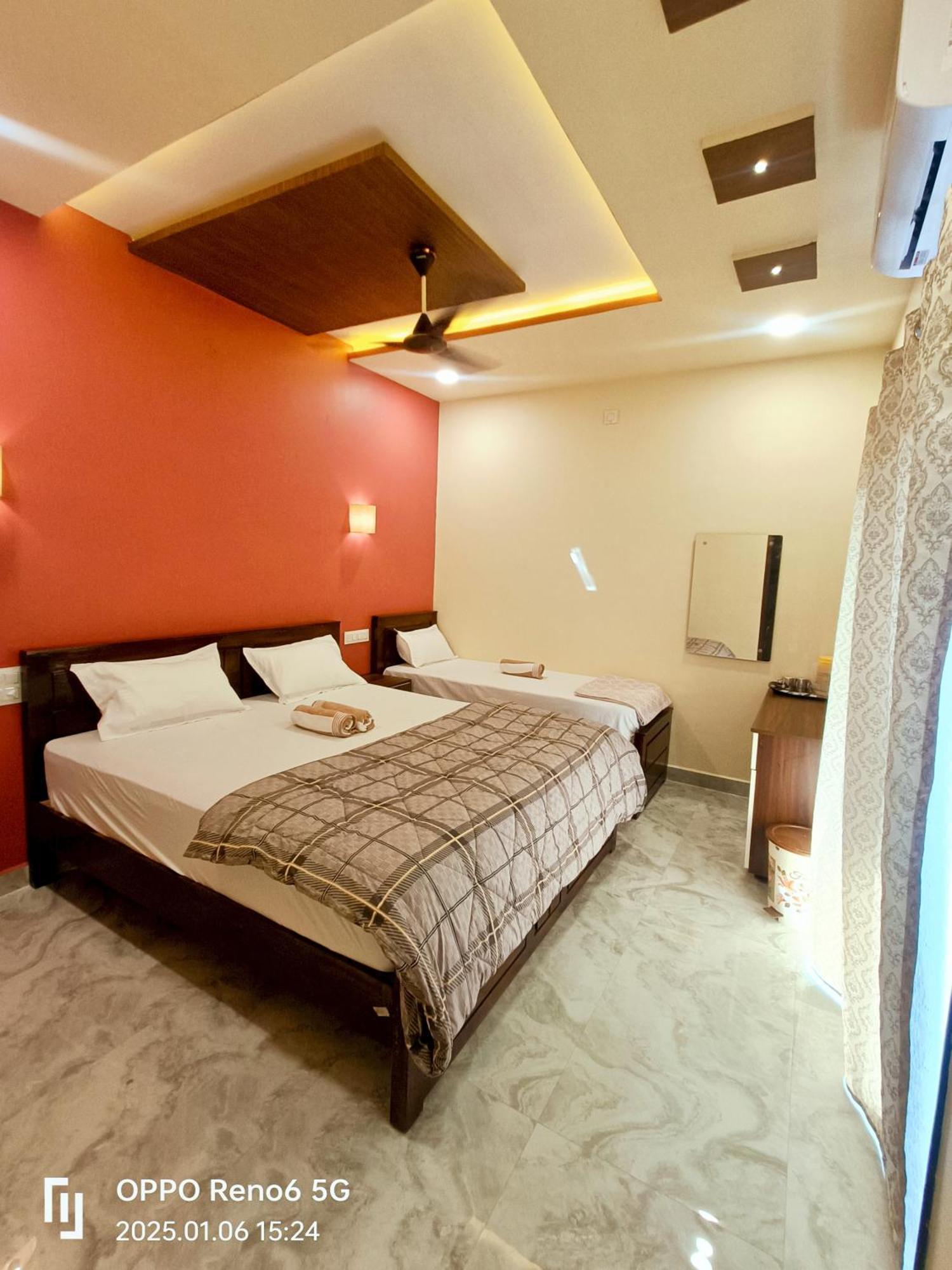 Dream Hampi Villa & Home Stay Exteriör bild